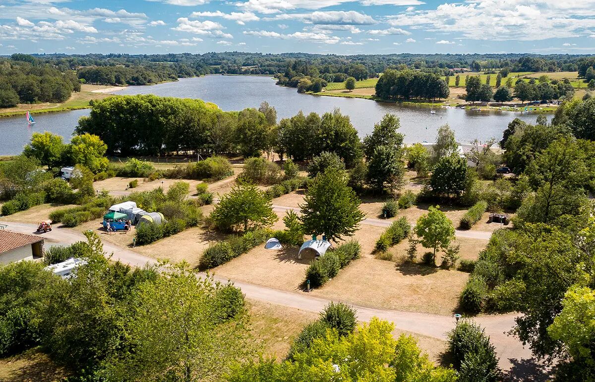 Camping des Lacs, vakantie in de Limousin in de natuur.